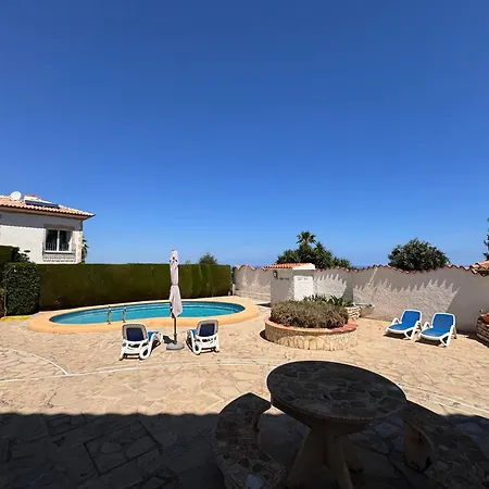 Villa Clara Denia